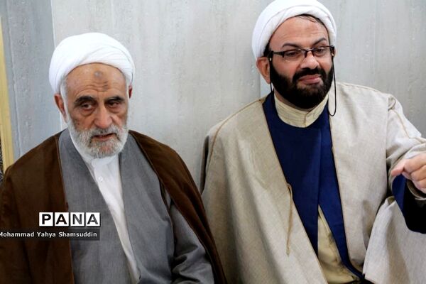 جشن نیمه شعبان در مدرسه چمران سمنان