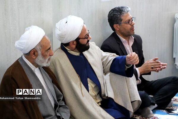 جشن نیمه شعبان در مدرسه چمران سمنان