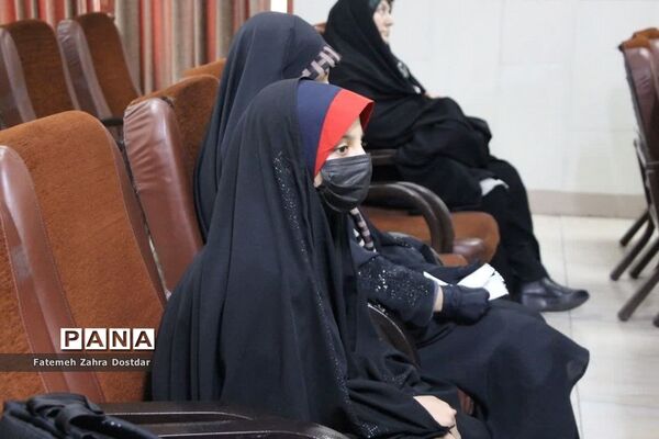 آزمون حفظ زیارت جامعه کبیره در کانون امام خمینی(ره) سمنان
