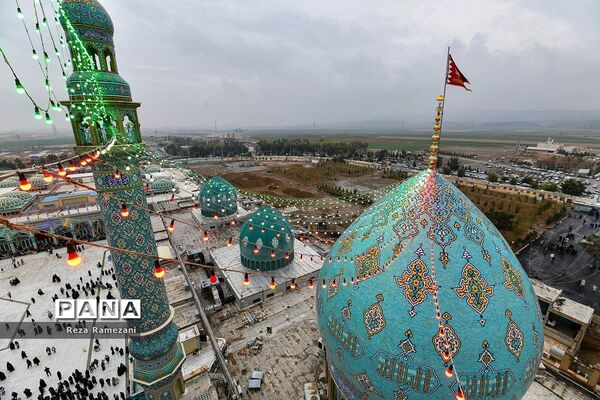اجرای سرود سلام فرمانده 1 و 2  با حضور ابوذر روحی در مسجد جمکران