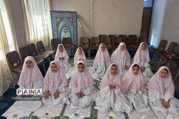 جشن تکلیف در دبستان کوثر رودهن