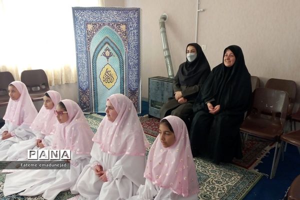 جشن تکلیف در دبستان کوثر رودهن