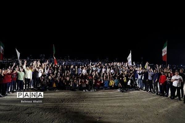 بازدید دانش‌آموزان سمپاد از مراکز مهم نظامی، دفاعی و پالایشگاه ستاره خلیج‌فارس استان هرمزگان