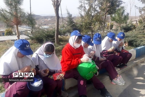 اردوی علمی آموزشی دانش‌آموزان دبستان حضرت زهرا(س)۲ رودهن