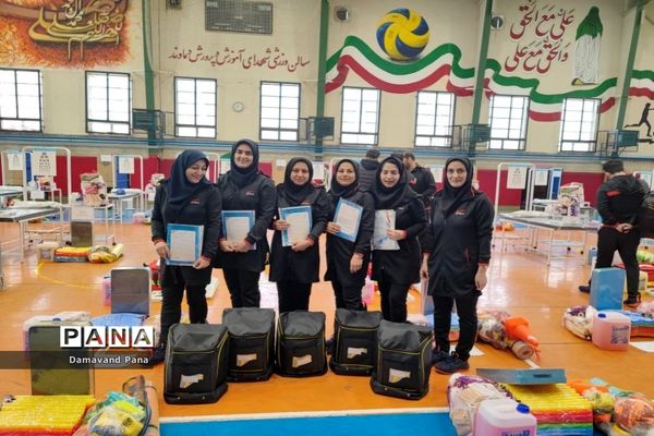 توزیع تجهیزات کامل اتاق بهداشت و اقلام ورزشی مدارس منطقه دماوند