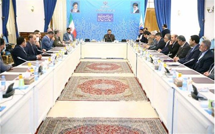 بدون مماشات، محکم و قاطع با سرمنشاهای فساد برخورد شود