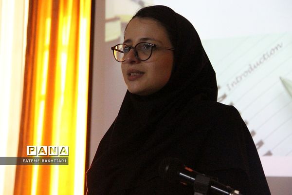 تقدیر از رابطان پژوهشسرای دخترانه رازی ناحیه یک شهرری