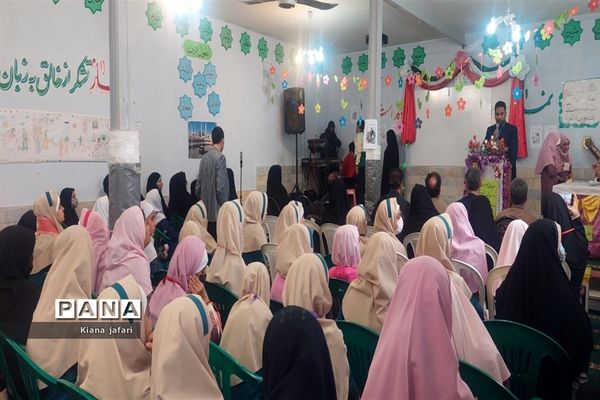 اختتامیه جشنواره من یک جنگلبانم در دبستان سمیه شهرستان کاشمر