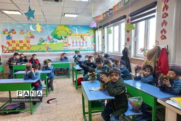 جشن نوروز در مدرسه حضرت مهدی (عج) پاکدشت