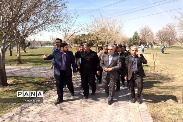 هرشهید یک درخت