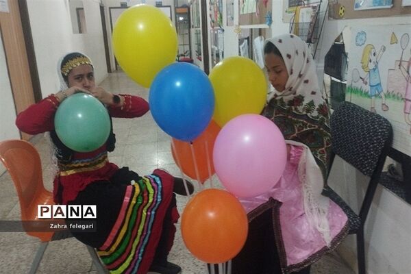 برپایی سفره هفت‌سین در دبیرستان شهید ملاآقایی قرچک