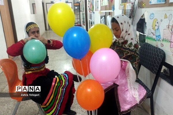 برپایی سفره هفت‌سین در دبیرستان شهید ملاآقایی قرچک