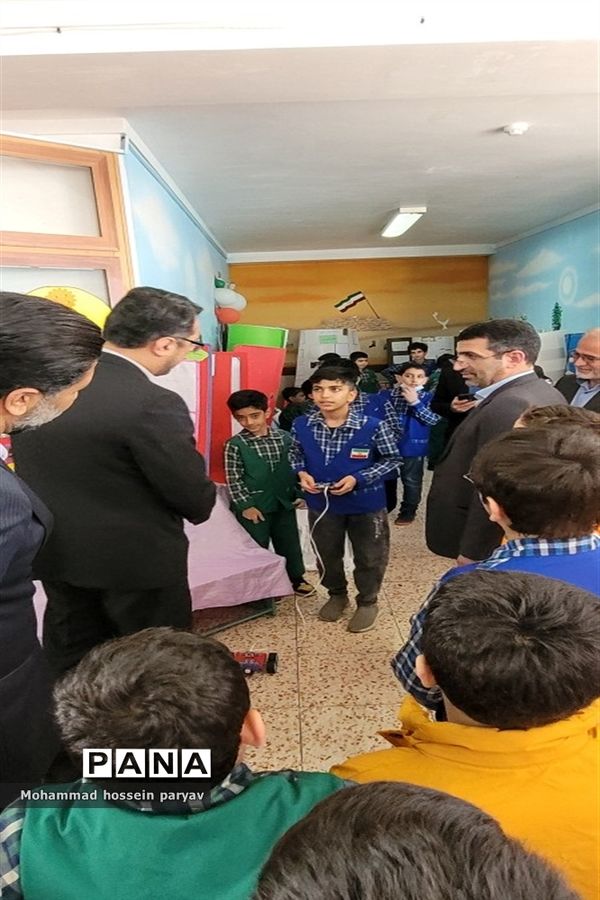 نمایشگاه جابربن حیان در قائمشهر