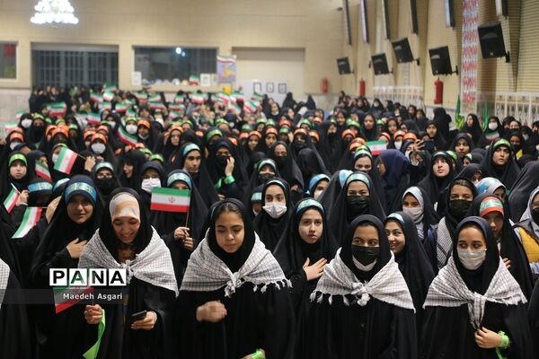 گرامیداشت یاد و خاطره شهدای دانش‌آموز و فرهنگی قم