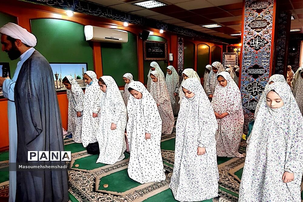 جشن عبادت دانش‌آموزان منطقه۱۲
