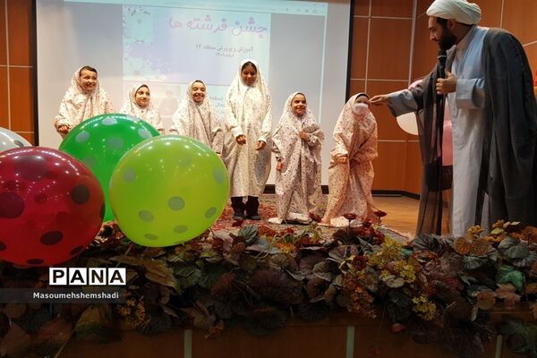 جشن عبادت دانش‌آموزان منطقه۱۲