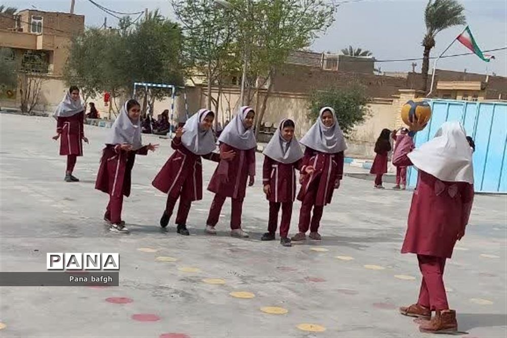 برگزاری اردوی درون مدرسه‌ای دانش‌آموزان  آموزشگاه ۱۳ آبان بافق