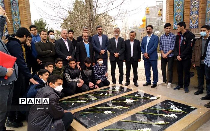 آرامش امروز ما مدیون از خود گذشتگی شهیدان است