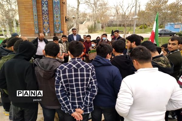 آیین غبار روبی  یادمان شهدای گمنام بوستان پلیس همزمان با گرامیداشت روز شهدا