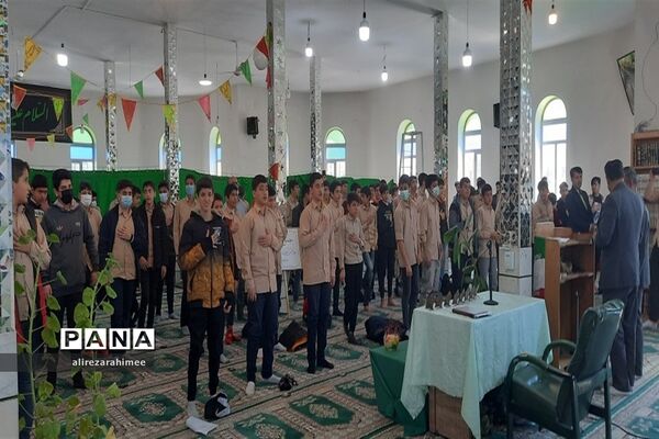 برگزاری آیین نمادین جشن تکلیف دانش‌آموزان پسر شهرستان فیروزکوه