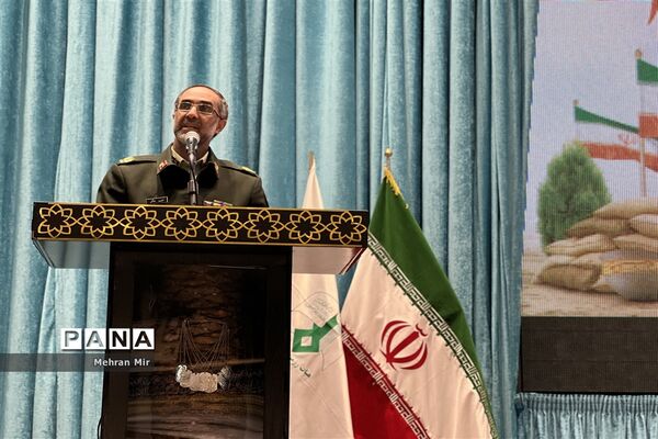 همایش بزرگداشت روز شهدا