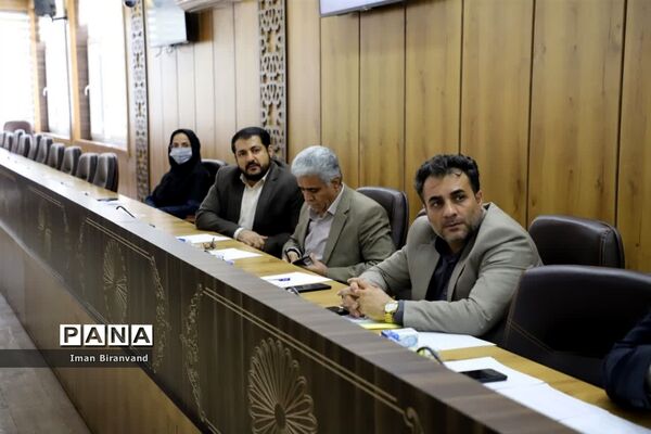 جلسه شورای پشتیبانی سوادآموزی استان لرستان