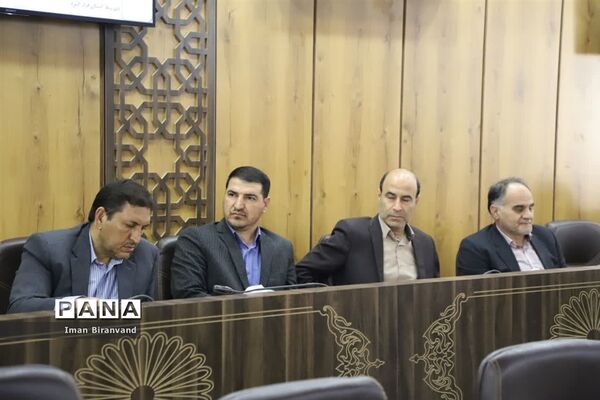 جلسه شورای پشتیبانی سوادآموزی استان لرستان