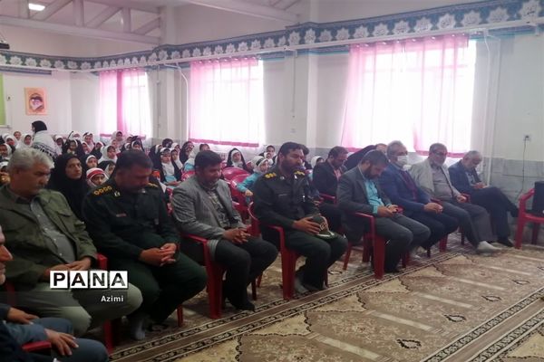 گرامیداشت روز شهدا در مدرسه شاهد عبدالرحمن آدمی در ابرکوه