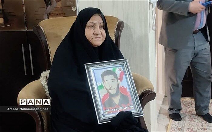 حفظ نام و یاد شهدا برای همه ما یک تکلیف الهی است
