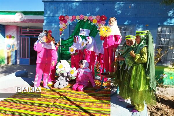 برگزاری اعیاد شعبانیه در دبستان فاطمیه شهرستان خاتم