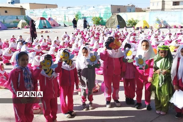برگزاری اعیاد شعبانیه در دبستان فاطمیه شهرستان خاتم
