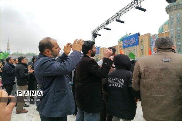 اجرای بارانی سرود سلام فرمانده