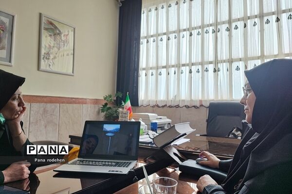 برگزاری کارگاه آموزشی اصول تدوین و مستند‌سازی تجارب برتر و داوری مستندات در هنرستان مبتکران رودهن