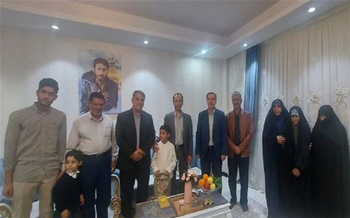 خانواده شهدا در انقلاب اسلامی یک گنجینه ارزشمند برای نسل جدید هستند