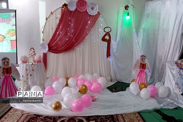 برگزاری آیین نمادین جشن تکلیف دختران پایه سوم شهرستان فیروزکوه