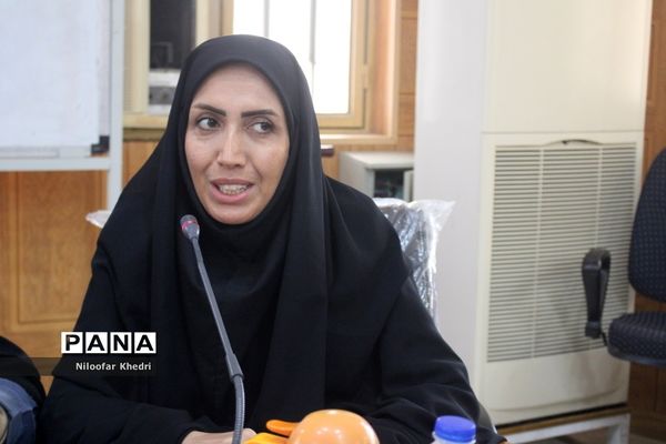 کارگاه آموزشی توانمند‌سازی کارشناسان ارزیابی عملکرد و پاسخگویی به شکایات آموزش و پرورش استان بوشهر