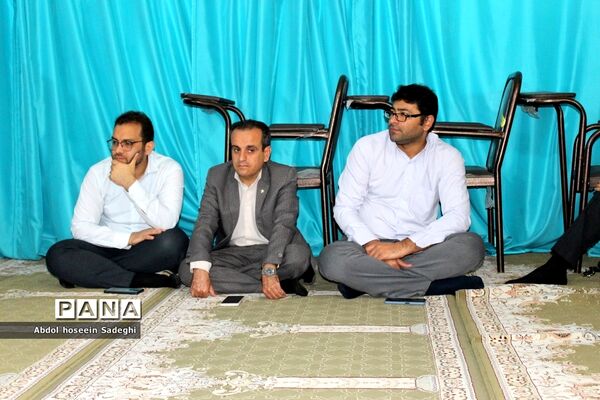 آیین تجلیل از همکاران خانواده معزز شهدای اداره‌کل آموزش و پرورش استان بوشهر