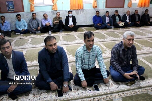 آیین تجلیل از همکاران خانواده معزز شهدای اداره‌کل آموزش و پرورش استان بوشهر