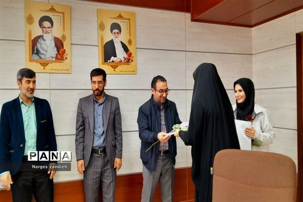 نشست صمیمی و تقدیر از  راهبران گروه‌های آموزشی آموزش و پرورش ملارد