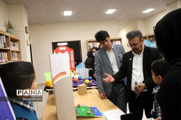 نمایشگاه جابربن حیان دبستان شهید کاوه شهرستان بوشهر