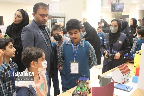 نمایشگاه جابربن حیان دبستان شهید کاوه شهرستان بوشهر