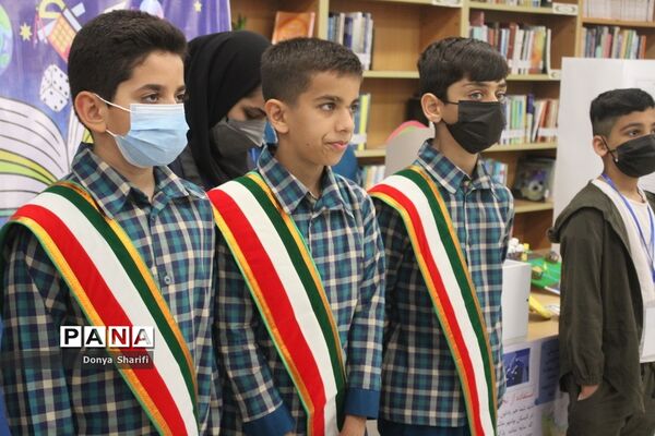 نمایشگاه جابربن حیان دبستان شهید کاوه شهرستان بوشهر