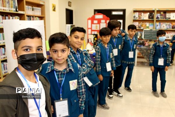 نمایشگاه جابربن حیان دبستان شهید کاوه شهرستان بوشهر