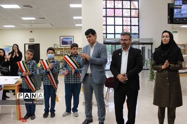 نمایشگاه جابربن حیان دبستان شهید کاوه شهرستان بوشهر