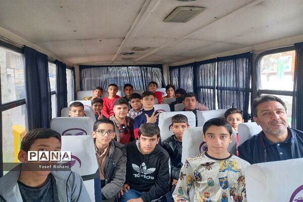 اردوی زیارتی سیاحتی دانش‌آموزان دبیرستان پسرانه فرهنگ کاشمر