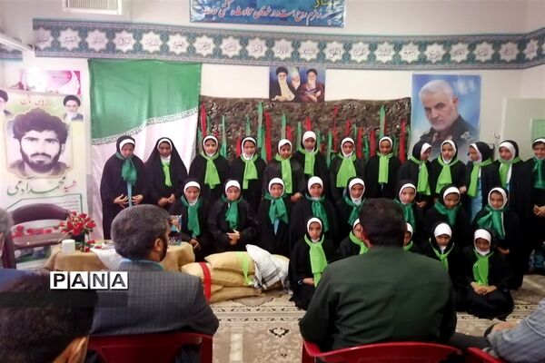 برگزاری مراسم بزرگداشت شهدا درمدارس ابرکوه