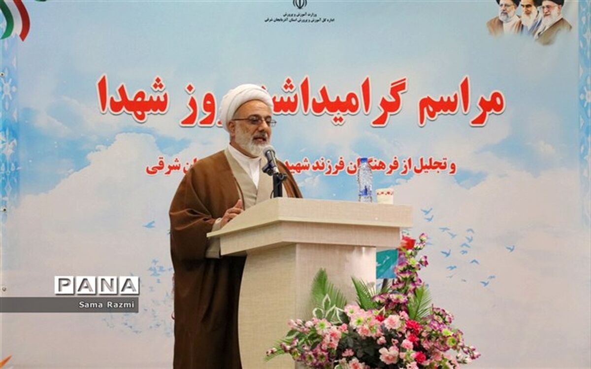 زنده نگه داشتن خاطر شهدا پاداش دنیوی و اخروی دارد