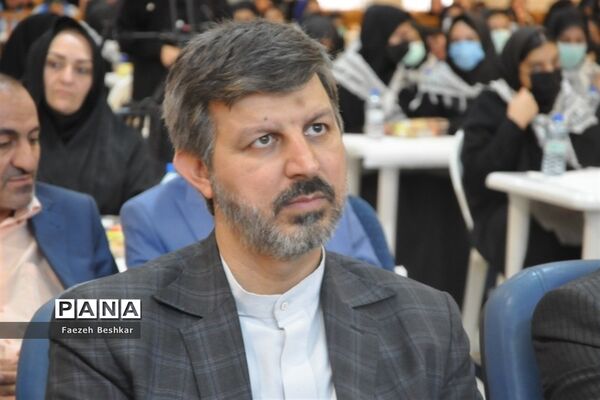 اختتامیه جشنواره ملی لاله‌های روشن در مازندران