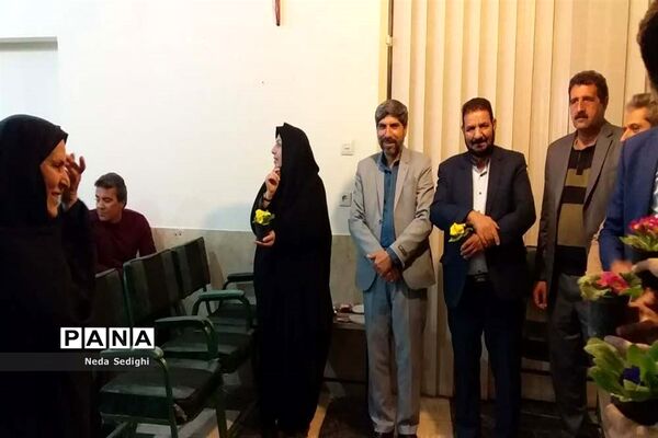 عصر شعر به نام شهدا در آباده