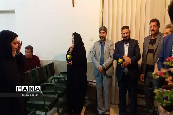 عصر شعر به نام شهدا در آباده